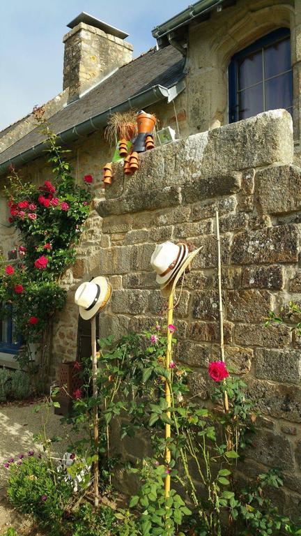 Le Domaine De Saint-Thomin Bed and Breakfast Nostang Exteriör bild
